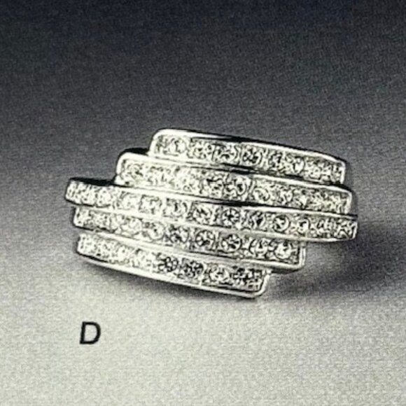 Lia Sophia "KNOCKOUT" Ring - Picture 2 of 6